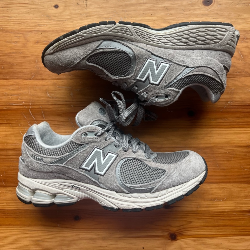 Grey New Balance 2002R Marblehead tennis shoes